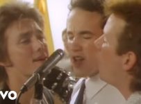 Huey Lewis And The News – Do You Believe In Love (Official Music Video)