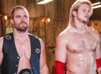 Heels First Look Reveals Stephen Amell & Alexander Ludwig as Pro Wrestling Brothers