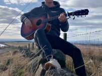 Nathan Evans heading for second week at Number 1 with ‘Wellerman’ – Music News