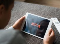 Thousands of Netflix users experience outages