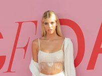 Another Model Mama! Devon Windsor Is Pregnant With Her First Child