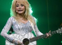 Dolly Parton pays tribute to late uncle – Music News
