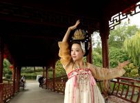 Chinese ancient fashion makes a comeback