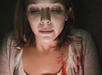 New HBO Max True Crime Miniseries Turns Elizabeth Olsen Into an Axe-Wielding Maniac