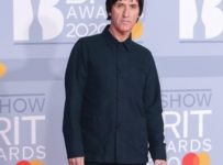 Johnny Marr on chances of Modest Mouse return – Music News