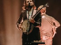 Winston Marshall: I don’t want Mumford and Sons to face ‘ugly accusations’ because of me – Music News