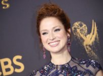 Ellie Kemper’s co-stars, celebs show support after apology for Veiled Prophet Ball controversy