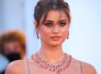 See Taylor Hill’s Massive Engagement Ring From Daniel Fryer
