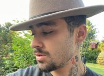 Zayn Malik debuts face tattoo – Music News