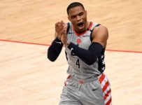 Sources: Lakers agree to Westbrook blockbuster