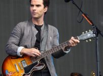 ‘Oochya!’: Stereophonics announce 12th album – Music News