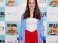 Sigrid teases new music is coming ‘very soon’ – Music News