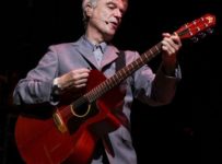 David Byrne wins Special Tony Award for American Utopia – Music News