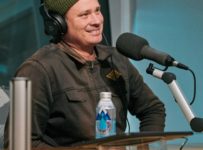 Tom DeLonge: ‘It’s interesting how stupid and how much ego is involved with boys’ – Music News