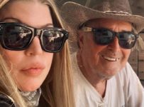 Fergie mourning the death of father – Music News