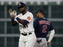 Garcia, Alvarez send Astros back to World Series