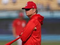 Shildt fired as Cards manager after wild-card run