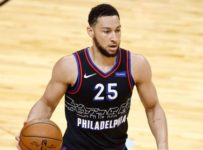 Simmons meets with Morey, Brand, sources say