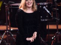 Adele collaborates with Chris Stapleton on new album 30 – Music News