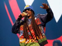 Snoop Dogg releases new collaborative album ‘The Algorithm’