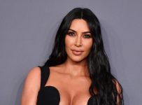 Kim Kardashian shares message from Julius Jones as execution’s halted