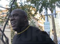 Magic Johnson ‘Not Looking Forward To’ HBO’s Showtime Lakers Series