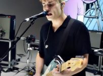Sam Fender supporting The Big Issue vendors during time of crisis – Music News
