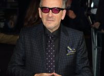 Elvis Costello begs radio stations to stop playing Oliver’s Army – Music News