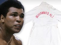 Muhammad Ali Walkout Robe From Iconic 1965 Sonny Liston Fight Hits Auction
