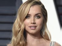 Ana de Armas Fans Sue Because She Was Cut Out of ‘Yesterday’