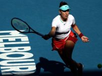 Osaka falls to Anisimova in Aussie 3rd round