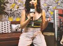 Mabel: ‘I’m just hoping that it’ll be another summer full of festivals’ – Music News