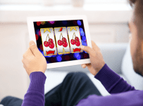 Professional Gambler Secrets to Win Big Playing Online Slots