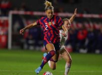 Rodman makes debut as USWNT held to draw