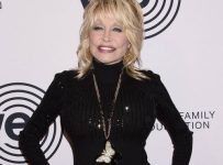 Dolly Parton to star in film adaptation of Run, Rose, Run – Music News
