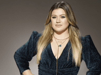 Kelly Clarkson Legally Changes Her Name To Kelly Brianne