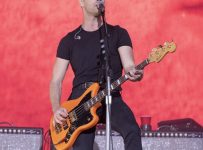 Royal Blood postpone rest of UK tour after Mike Kerr tests positive for COVID-19 – Music News