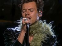 Harry Styles debuts two new songs at Coachella – Music News