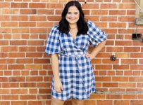 Old Navy Puff-Sleeve Gingham Mini Wrap Dress Review: Photos