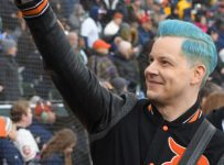 Watch Jack White perform US national anthem at Detroit Tigers game
