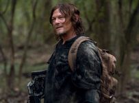 Norman Reedus Gives Heartfelt Speech After Filming Last Walking Dead Scene Ever