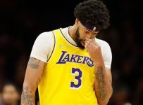 Lakers out of playoff race: ‘Just didn’t get it done’