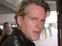 ‘Princess Bride’ Star Cary Elwes Airlifted to Hospital After Rattlesnake Bite