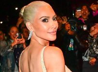 Kim Kardashian Wears Marilyn Monroe’s Green Sequin Dress