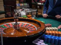 How To Ensure Yourself When Playing At Online Casinos