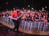 Foals live at Glastonbury review: a righteous rave