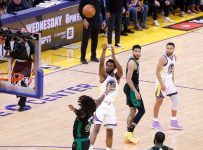 Wiggins sparks win as Warriors laud fit with team