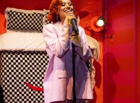 Raye delighted to be independent – Music News