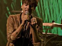 Paolo Nutini claims third UK Number 1 album with ‘Last Night in the Bittersweet’ – Music News