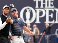 Tiger, Rory honored as St. Andrews members